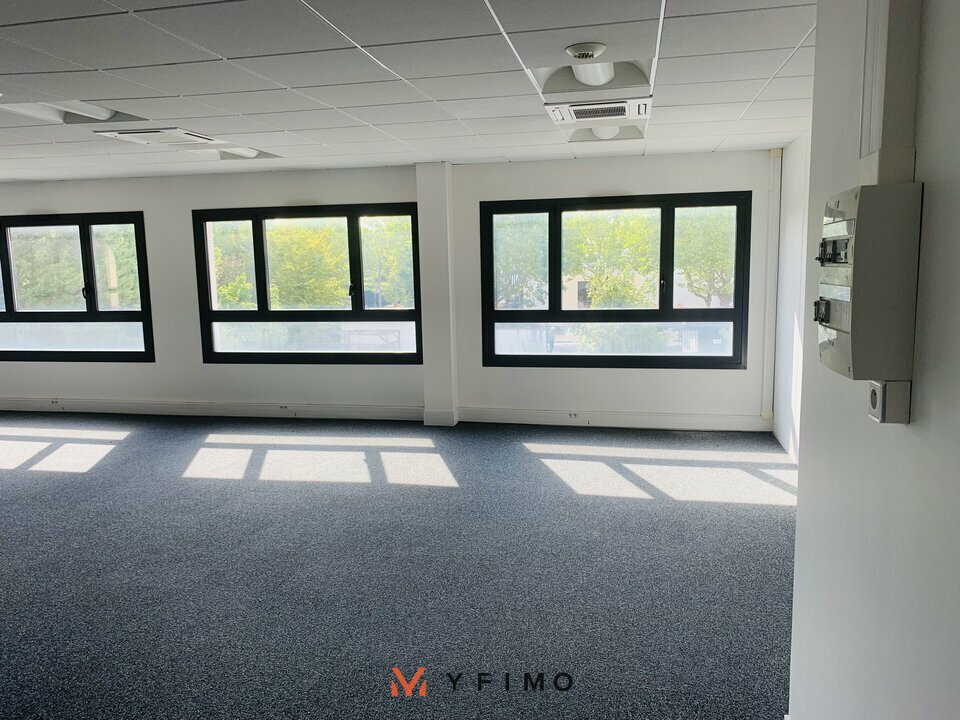LOCATION BUREAUX LE PECQ (78230) | 78_1369 | photo 2