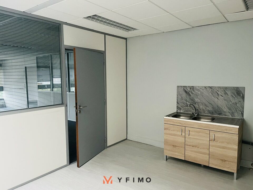 LOCATION ENTREPÔTS ET LOCAUX D'ACTIVITÉ TRAPPES (78190) | 78_1408 | photo 3